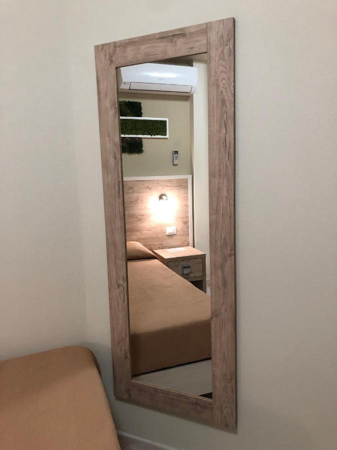 Hotel Centrale 콰르투 산텔레나 외부 사진